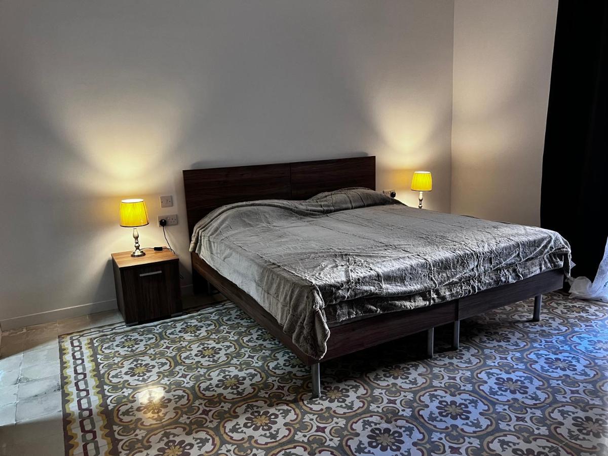 Dar Barbara - Duplex 1 Double Bed Maltese Style House Villa Cospicua Dış mekan fotoğraf